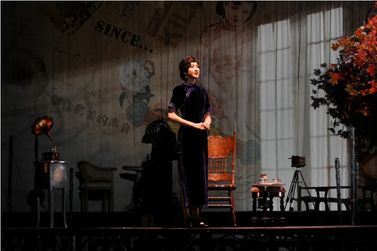 一个更真切的张爱玲 | 《寻她芳踪·张爱玲》在京展演，华彩京秋