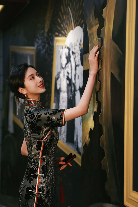 杭城新晋网红打卡点免费开放丨胜利剧院再现古典美学，国风长廊唤醒百年记忆